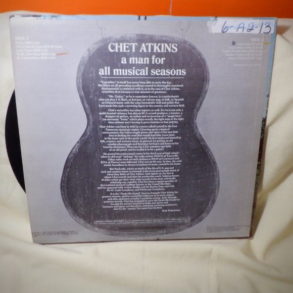 ~~~ CHET ATKINS ~~~ Mr Atkins Guitar Picker - Picture 2 of 2